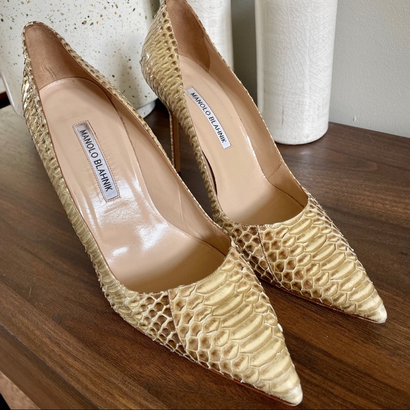Manolo Blahnik Snake Skin Pump - Picture 2 of 5